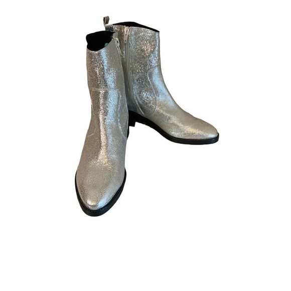 Miista Shoes - MIISTA LONDON Metallic Silver Boots 9 1/2. Runs small! Likely fit like an 8 1/2.